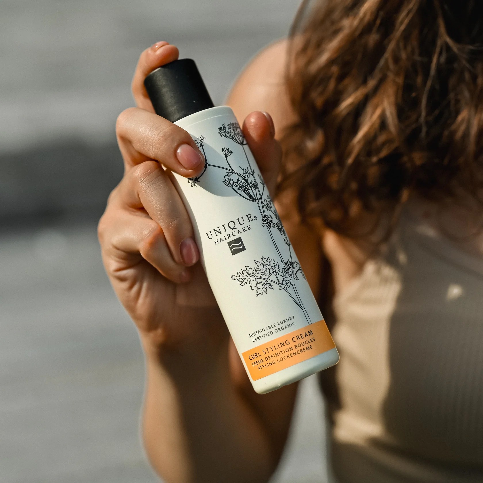 UNIQUE Curl Styling Cream 150ml UN UNIQUE Curl Styling Cream 150ml UN