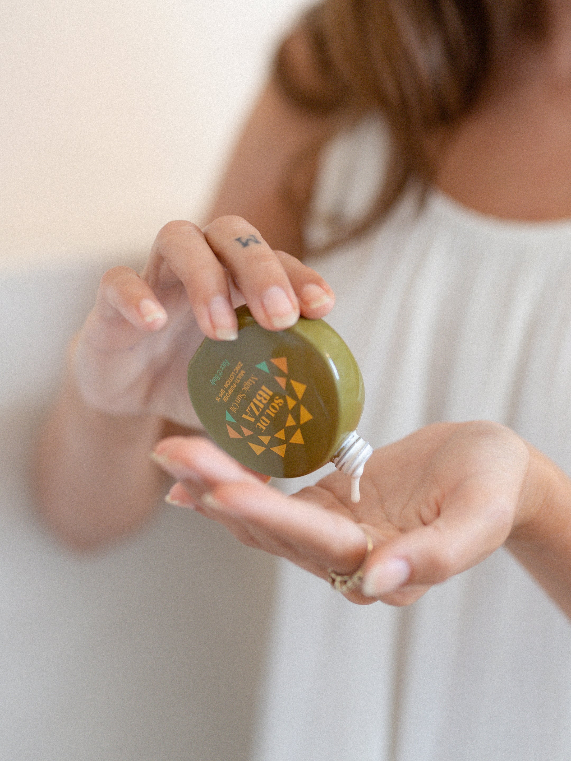 Magic Sunoil, Glasflasche, LSF15 100ml Magic Sunoil, Glasflasche, LSF15 100ml