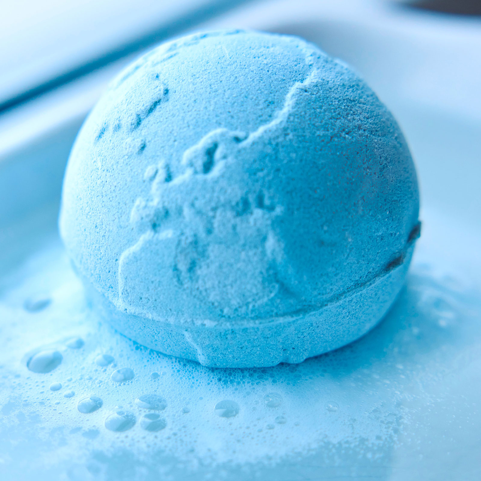 Weltretterbande Badebombe BLAU fruchtig 170g
